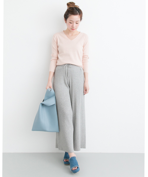 URBAN RESEARCH（アーバンリサーチ）の「 UR リブワイドパンツ（その他パンツ・レディース・オフホワイト/グレー/ピンク・FREE）」の13枚目の写真