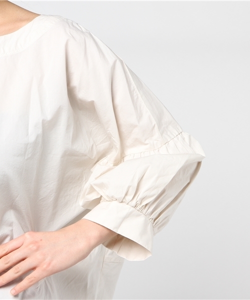 DOUBLE NAME（ダブルネーム）の「袖ギャザー無地ブラウス（シャツ/ブラウス・レディース・ブラック/イエロー/オフホワイト・FREE）」の8枚目の写真