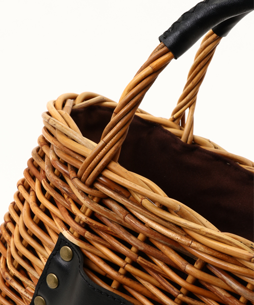 LBC（エルビーシー）の「アルログバスケット　                    （かごバッグ・レディース・オフホワイト/ブラック・FREE）」の4枚目の写真