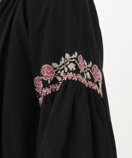 Another Edition(アナザーエディション)の「エンブロトリミングワンピース(ワンピース・レディース・オフホワイト/ブラック・フリー)」の8枚目の写真