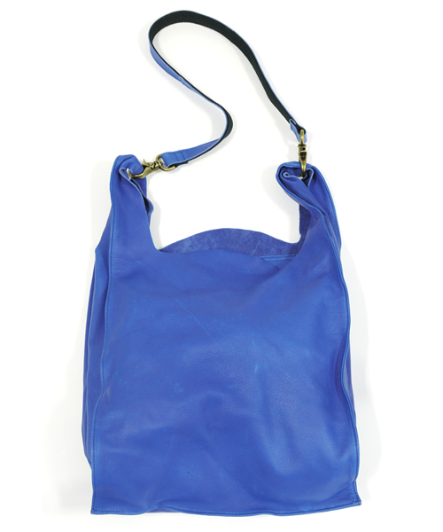 And A（アンドエー）の「レザーショルダーバッグ（ショルダーバッグ・レディース・ブラック/ベージュ/ブルー/オレンジ/ライトブラウン/グリーン/ライトブルー・FREE）」の5枚目の写真