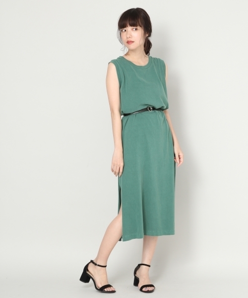 LOWRYS FARM（ローリーズファーム）の「ピグメントノースリワンピース　804236（ワンピース・レディース・ブラック/ブラウン/グリーン/パープル/ベージュ・MEDIUM/LARGE）」の4枚目の写真