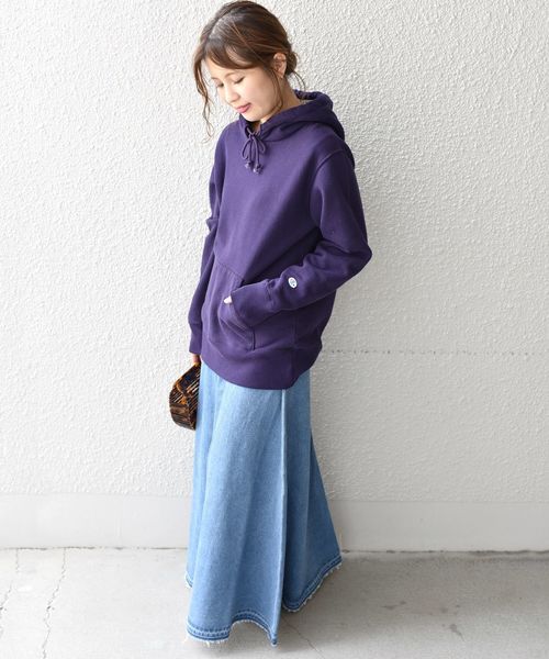 Khaju（カージュ）の「Champion:クルーネックパーカー◇（パーカー・レディース・パープル/イエロー系その他・ONE SIZE）」の4枚目の写真