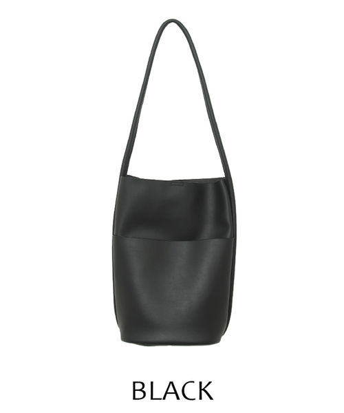 select MOCA（セレクトモカ）の「フェイクレザーバケットバッグ(フェイクソフトレザービッグポケットショルダーバック)（ショルダーバッグ・レディース・ブラック/ベージュ/カーキ・FREE）」の13枚目の写真