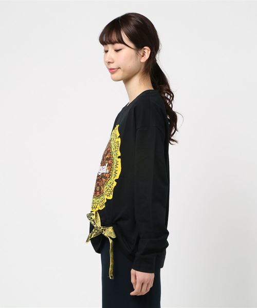 Desigual(デシグアル)の「曼荼羅柄スウェット GREVE(スウェット・レディース・ブラック・L/2L/S/M)」の2枚目の写真