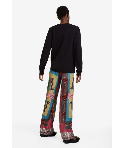 Desigual(デシグアル)の「曼荼羅柄スウェット GREVE(スウェット・レディース・ブラック・L/2L/S/M)」の11枚目の写真