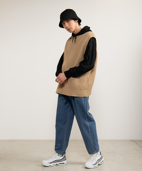 WEGO（ウィゴー）の「WEGO/オーバーサイズビッグシルエットニットベスト（ベスト・メンズ・ベージュ/ネイビー/サックスブルー/杢グレー・MEDIUM/LARGE）」の11枚目の写真