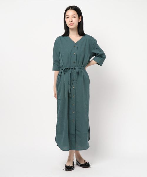 earth music&ecology(アースミュージックアンドエコロジー)の「羽織りシャツワンピース 〇*(ワンピース・レディース・ダークグリーン/ベージュ/ネイビー/ブラウン/アイボリー/ピンク系その他2・FREE)」の10枚目の写真