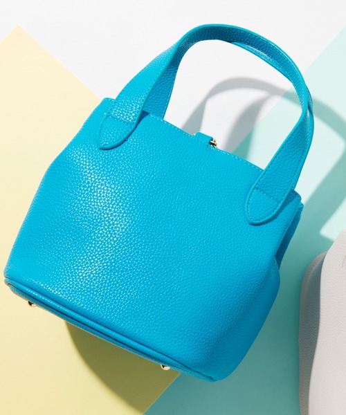 kalie.(カリエ)の「【Carre】プチプラ レディース ミニトートバッグ(トートバッグ・レディース・グレー系その他/ブラウン系その他/ダークブルー/ライトパープル/ゴールド×ブラウン/ベージュ系その他2/ピンク系その他2/ピンク系その他/ピンク/カーキ/グレー/ライトグリーン/ブルー/ターコイズブルー/シルバー/ブラウン/ホワイト/ライトブルー/ブラック/グレイッシュベージュ/ピンク系その他4/ベージュ系その他3/ベージュ系その他/ブルーグレー・ONE SIZE)」の15枚目の写真