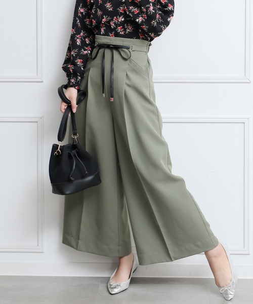 Clear クリア の レザーリボンワイドパンツ その他パンツ Wear Clear クリア の レザーリボンワイドパンツ その他パンツ Wear