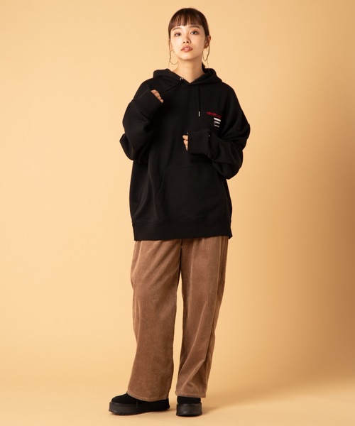 WEGO(ウィゴー)の「WEGO/シティフォトプルパーカ(パーカー・メンズ・ブラック/オレンジ・MEDIUM/LARGE)」の9枚目の写真