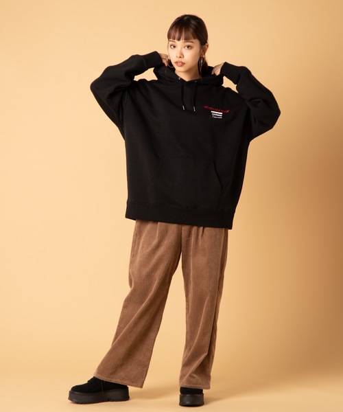 WEGO(ウィゴー)の「WEGO/シティフォトプルパーカ(パーカー・メンズ・ブラック/オレンジ・MEDIUM/LARGE)」の10枚目の写真