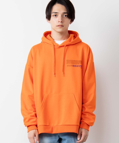 WEGO(ウィゴー)の「WEGO/シティフォトプルパーカ(パーカー・メンズ・ブラック/オレンジ・MEDIUM/LARGE)」の11枚目の写真