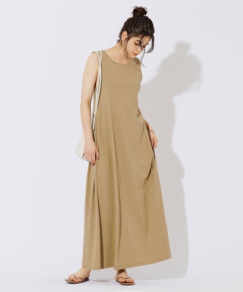 Whim Gazette（ウィムガゼット）の「ノースリーブカットフレア