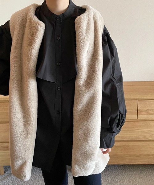 emi+(エミプラス)の「スタンドネック フリルチュニックシャツ(ワンピース・レディース・ブルー/ホワイト/ブラック/モカ/ベージュ/ライトグリーン・FREE)」の15枚目の写真