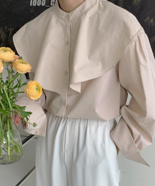 emi+(エミプラス)の「スタンドネック フリルチュニックシャツ(ワンピース・レディース・ブルー/ホワイト/ブラック/モカ/ベージュ/ライトグリーン・FREE)」の8枚目の写真