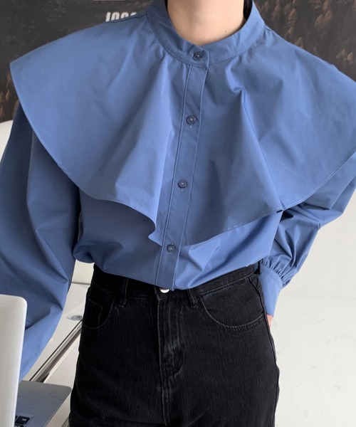 emi+(エミプラス)の「スタンドネック フリルチュニックシャツ(ワンピース・レディース・ブルー/ホワイト/ブラック/モカ/ベージュ/ライトグリーン・FREE)」の22枚目の写真