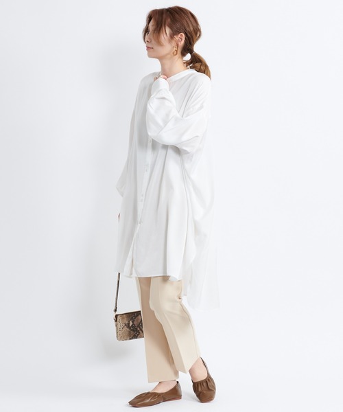 DouDou（ドゥドゥ）の「2連ボタンBIGチュニックシャツ（シャツ/ブラウス・レディース・チャコールグレー/オフホワイト/ライトグリーン・FREE）」の16枚目の写真