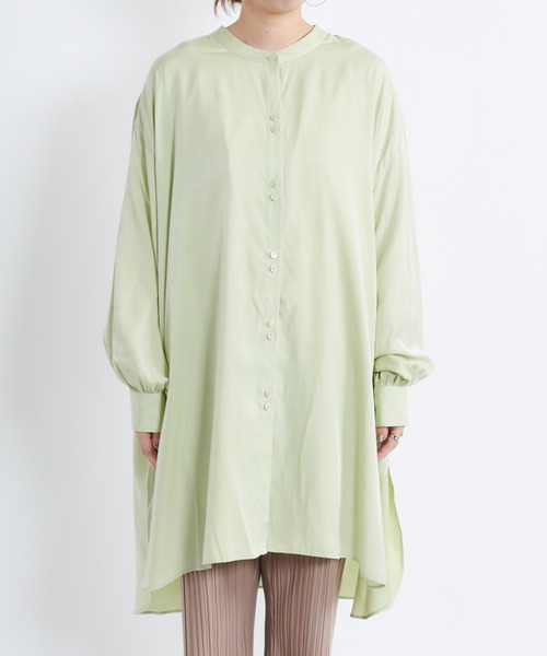 DouDou（ドゥドゥ）の「2連ボタンBIGチュニックシャツ（シャツ/ブラウス・レディース・チャコールグレー/オフホワイト/ライトグリーン・FREE）」の9枚目の写真