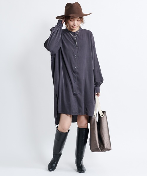 DouDou（ドゥドゥ）の「2連ボタンBIGチュニックシャツ（シャツ/ブラウス・レディース・チャコールグレー/オフホワイト/ライトグリーン・FREE）」の20枚目の写真