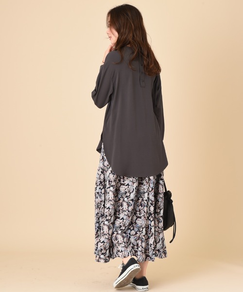 INTERPLANET（インタープラネット）の「ペイズリーパネル切替ロングスカート（スカート・レディース・ネイビー/カーキ・FREE）」の15枚目の写真