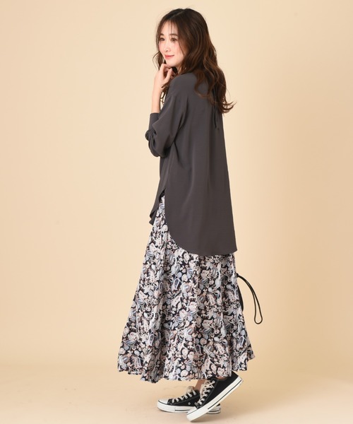 INTERPLANET（インタープラネット）の「ペイズリーパネル切替ロングスカート（スカート・レディース・ネイビー/カーキ・FREE）」の14枚目の写真