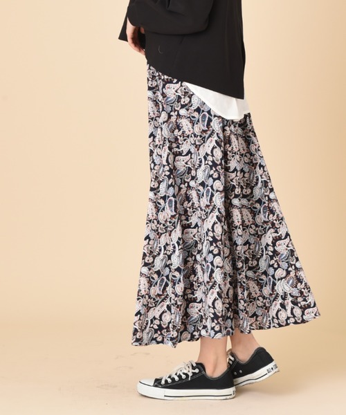INTERPLANET（インタープラネット）の「ペイズリーパネル切替ロングスカート（スカート・レディース・ネイビー/カーキ・FREE）」の7枚目の写真