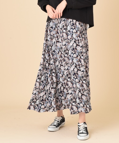INTERPLANET（インタープラネット）の「ペイズリーパネル切替ロングスカート（スカート・レディース・ネイビー/カーキ・FREE）」の6枚目の写真