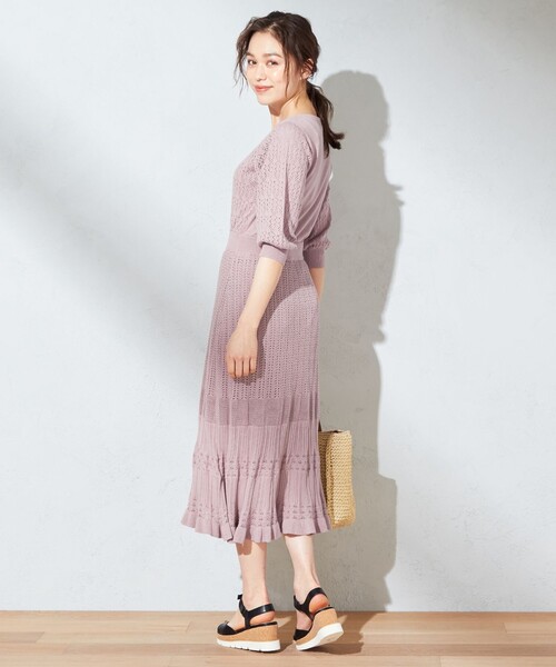 Feroux（フェルゥ）の「クロシェデザインニット ワンピース（ワンピース・レディース・ブラック系/ピンク系・2/1）」の8枚目の写真