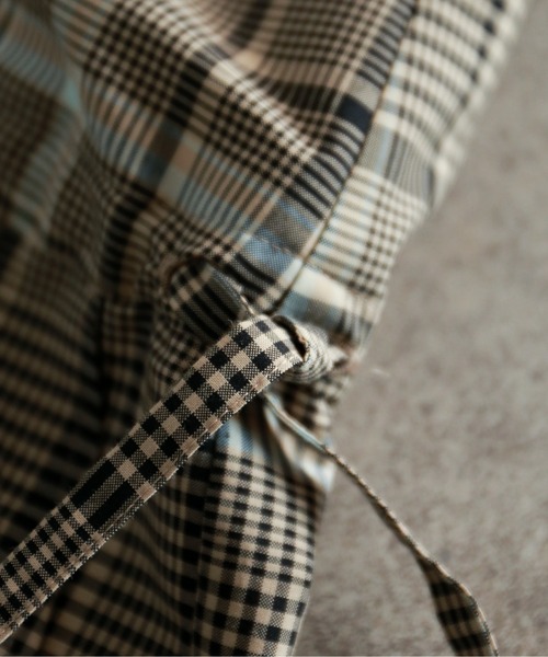 NOMBRE IMPAIR(ノンブルアンペール)の「クラシックチェック サロペット(サロペット/オーバーオール・レディース・ベージュ/ブラック・FREE)」の12枚目の写真