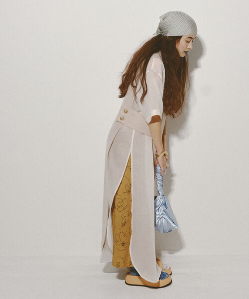 Ray BEAMS ホワイト ２way長袖ワンピース Freeサイズ Ray BEAMS（レイビームス）の「Ray BEAMS / シャーリング キャミ