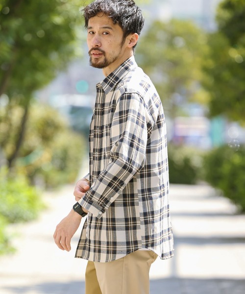 URBAN RESEARCH Sonny Label（アーバンリサーチサニーレーベル）の「ノルマンディーリネン七分袖シャツ（シャツ/ブラウス・メンズ・グリーン/ネイビー/オフホワイト/ストライプ/チェック・SMALL/LARGE/MEDIUM）」の7枚目の写真