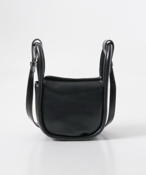 KBF（ケイビーエフ）の「チューブBAG（ショルダーバッグ・レディース・アイボリー/キャメル/ブラック・ONE）」の7枚目の写真