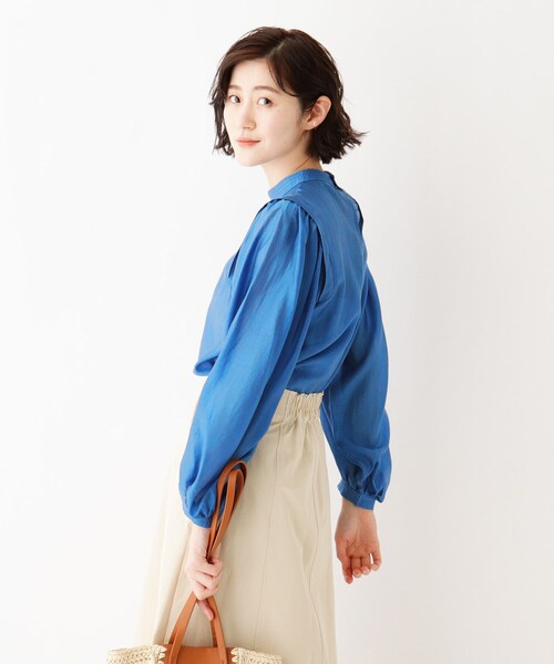 AG by aquagirl（エージーバイアクアガール）の「◆ハイネックシアーブラウス（シャツ/ブラウス・レディース・ブルー/キャメル/ホワイト系/ライトグリーン・40/38/36）」の14枚目の写真