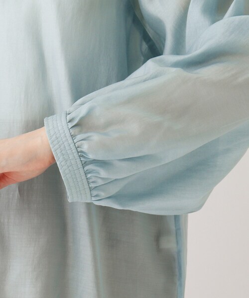 AG by aquagirl（エージーバイアクアガール）の「◆ハイネックシアーブラウス（シャツ/ブラウス・レディース・ブルー/キャメル/ホワイト系/ライトグリーン・40/38/36）」の9枚目の写真