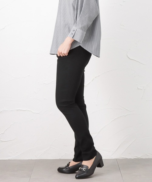 NAVY（ネイビー）の「NAVY JEANS COOL スキニーパンツ（その他パンツ・レディース・ブラック/ベージュ/ブラウン/ダークブルー/ライトインディゴブルー・S/M/L/XS）」の14枚目の写真