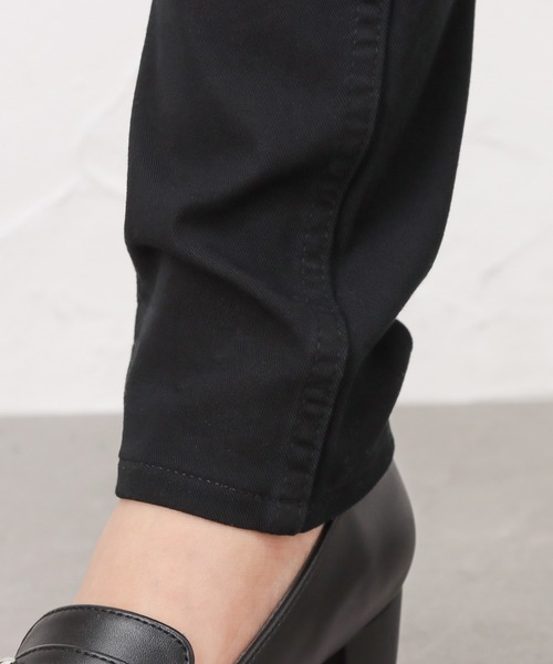 NAVY（ネイビー）の「NAVY JEANS COOL スキニーパンツ（その他パンツ・レディース・ブラック/ベージュ/ブラウン/ダークブルー/ライトインディゴブルー・S/M/L/XS）」の19枚目の写真