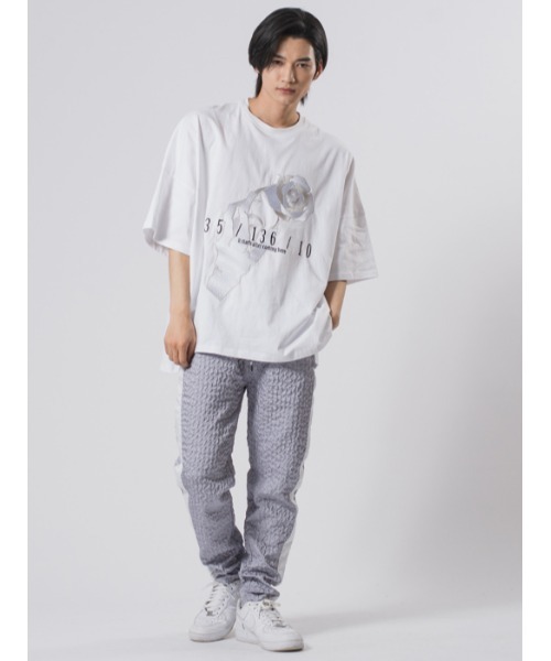 RE730（アールイーセブンサーティー）の「RE730 ローズ刺繍モンスターシルエット半袖Tシャツ（Tシャツ/カットソー・メンズ・ミント/チャコールグレー/ホワイト/ブラック/スモークピンク・M/L）」の6枚目の写真