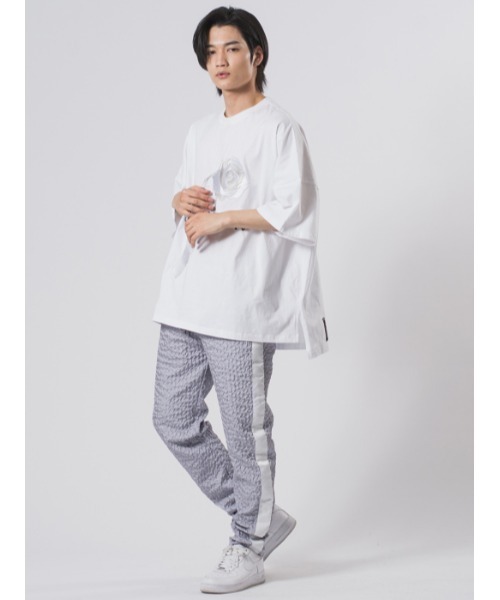 RE730（アールイーセブンサーティー）の「RE730 ローズ刺繍モンスターシルエット半袖Tシャツ（Tシャツ/カットソー・メンズ・ミント/チャコールグレー/ホワイト/ブラック/スモークピンク・M/L）」の7枚目の写真