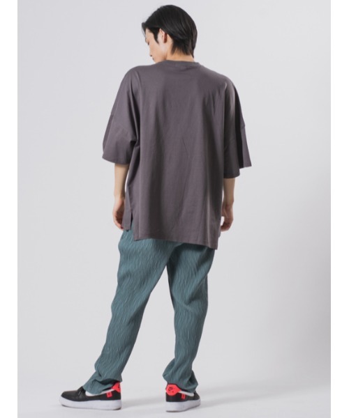 RE730（アールイーセブンサーティー）の「RE730 ローズ刺繍モンスターシルエット半袖Tシャツ（Tシャツ/カットソー・メンズ・ミント/チャコールグレー/ホワイト/ブラック/スモークピンク・M/L）」の14枚目の写真