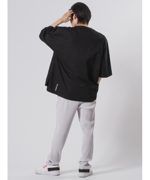 RE730（アールイーセブンサーティー）の「RE730 ローズ刺繍モンスターシルエット半袖Tシャツ（Tシャツ/カットソー・メンズ・ミント/チャコールグレー/ホワイト/ブラック/スモークピンク・M/L）」の17枚目の写真