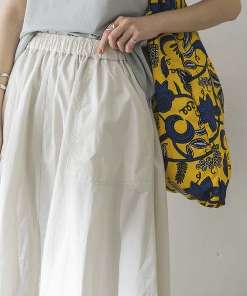 URBAN RESEARCH(アーバンリサーチ)の「コットンギャザーマキシスカート(スカート・レディース・ブラック/パープル系その他/グレー系その他・FREE)」の16枚目の写真