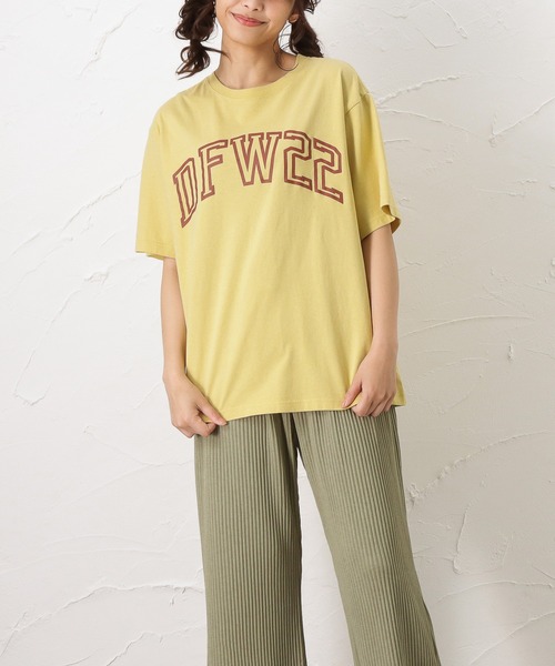 Dickies(ディッキーズ)の「Dickies ディッキーズ カレッジロゴプリント 半袖Tシャツ(Tシャツ/カットソー・レディース・ホワイト/パープル/イエロー/ブルーグリーン/チャコール・フリー)」の5枚目の写真