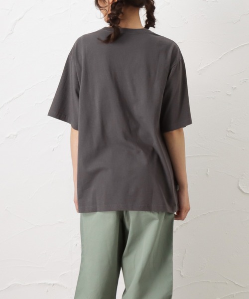 Dickies(ディッキーズ)の「Dickies ディッキーズ カレッジロゴプリント 半袖Tシャツ(Tシャツ/カットソー・レディース・ホワイト/パープル/イエロー/ブルーグリーン/チャコール・フリー)」の21枚目の写真