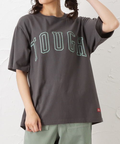 Dickies(ディッキーズ)の「Dickies ディッキーズ カレッジロゴプリント 半袖Tシャツ(Tシャツ/カットソー・レディース・ホワイト/パープル/イエロー/ブルーグリーン/チャコール・フリー)」の14枚目の写真