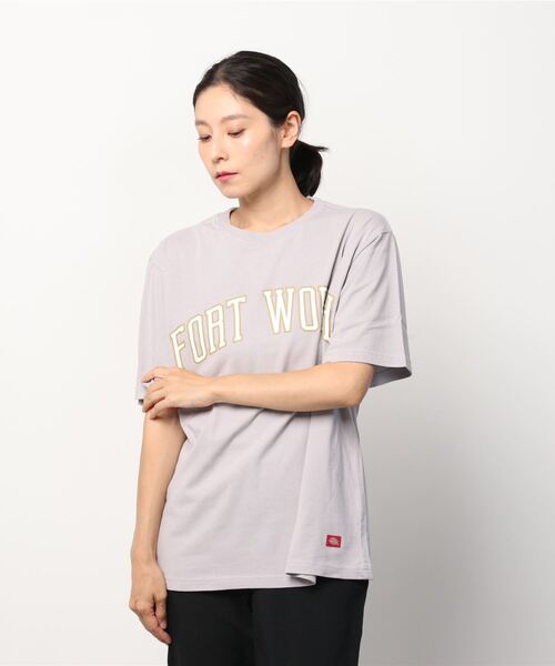 Dickies(ディッキーズ)の「Dickies ディッキーズ カレッジロゴプリント 半袖Tシャツ(Tシャツ/カットソー・レディース・ホワイト/パープル/イエロー/ブルーグリーン/チャコール・フリー)」の11枚目の写真