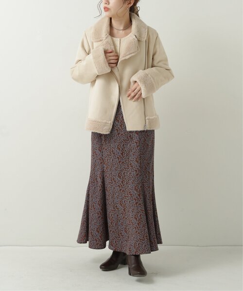 RAY CASSIN(レイカズン)の「ムートンライダースジャケット(ムートンコート・レディース・ブラウン/グレイッシュベージュ/キナリ・FREE)」の21枚目の写真