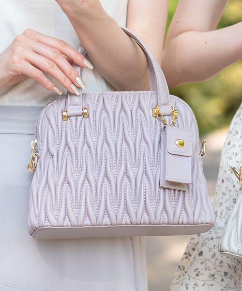 MAJESTIC LEGON（マジェスティックレゴン）の「♯リップポーチ付上品バッグ（ショルダーバッグ・レディース・ブラック/グレー/アイボリー/ラベンダー・FREE）」の5枚目の写真