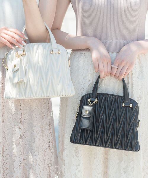 MAJESTIC LEGON（マジェスティックレゴン）の「♯リップポーチ付上品バッグ（ショルダーバッグ・レディース・ブラック/グレー/アイボリー/ラベンダー・FREE）」の11枚目の写真