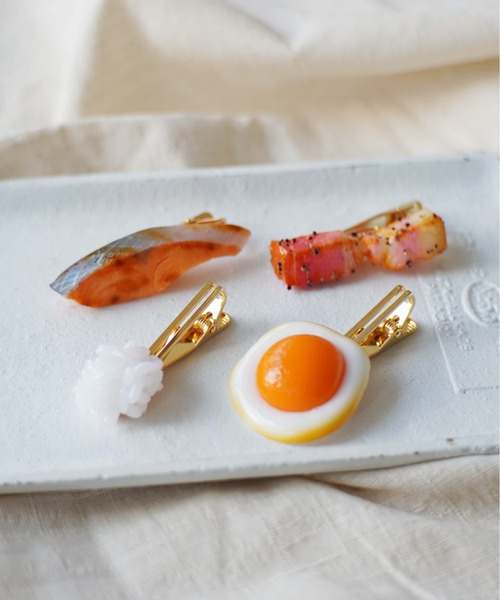 Port（ポート）の「【 ii-Fake / イーフェイク 】 (Fake Food Accessories) ベーコンとブラックペッパーのタイピン（ネクタイピン・メンズ・ピンク・FREE）」の6枚目の写真